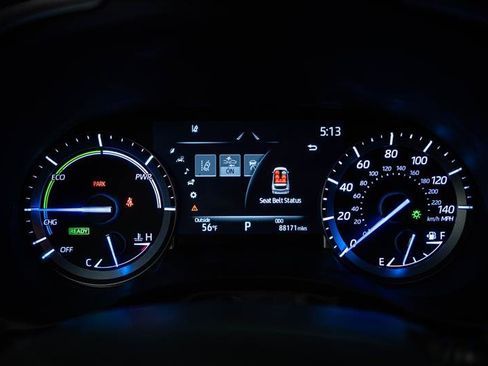 Used 2021 Toyota Highlander XLE image 18