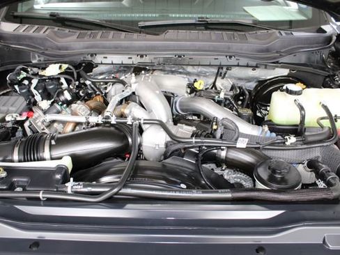 Used 2025 Ford F250 XLT image 29