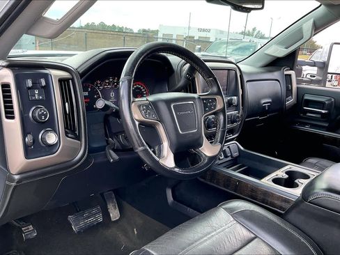 Used 2016 GMC Sierra 3500 Denali w/ Duramax Plus Package image 15