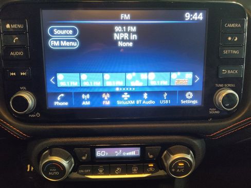 Used 2025 Nissan Versa SR w/ Trunk Package FWD image 25