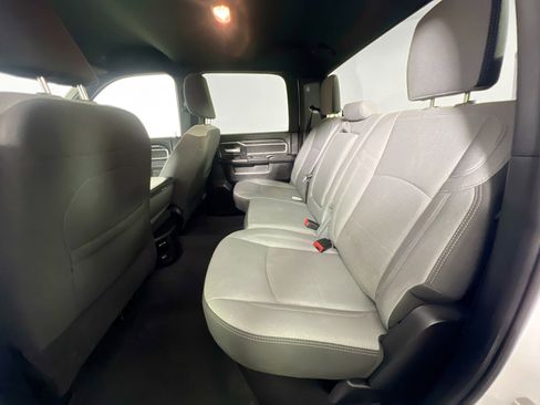 Used 2024 RAM 3500 Big Horn image 29