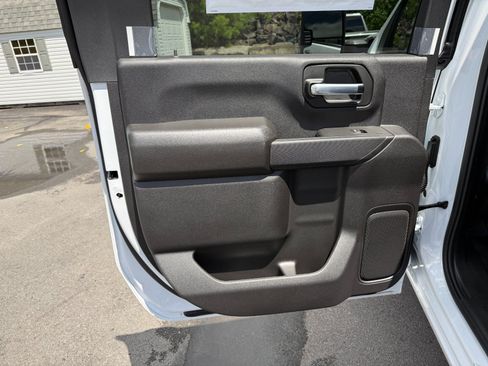 New 2026 GMC Sierra 3500 Pro AWD/4WD image 17