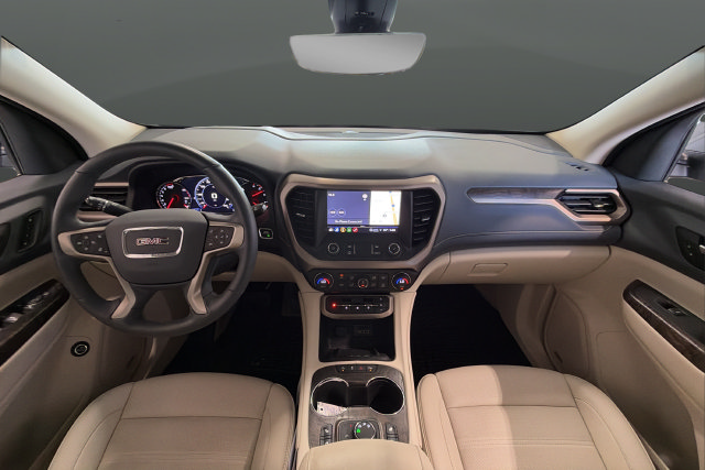 Used 2023 GMC Acadia Denali w/ Denali Technology Package AWD/4WD image 11