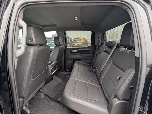 Used 2023 GMC Sierra 1500 SLT w/ SLT Premium Package image 14