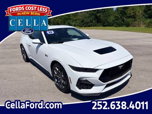 Certified 2026 Ford Mustang GT Premium w/ GT Performance Package RWD image 1