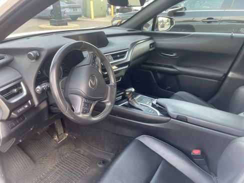 Used 2019 Lexus UX 250h w/ Premium Package AWD/4WD image 22