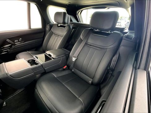 Used 2023 Land Rover Range Rover SV AWD/4WD image 34