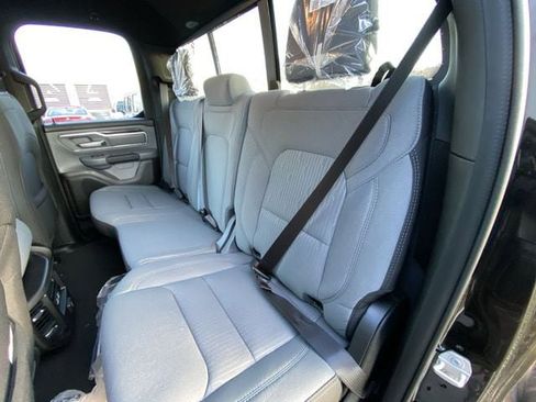 Used 2022 RAM 1500 Big Horn AWD/4WD image 13