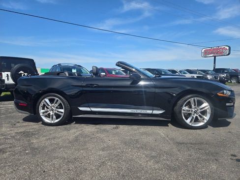 Used 2018 Ford Mustang Premium w/ Equipment Group 201A RWD image 26