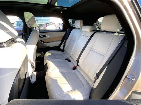 Used 2022 Land Rover Range Rover Velar R-Dynamic HSE image 29
