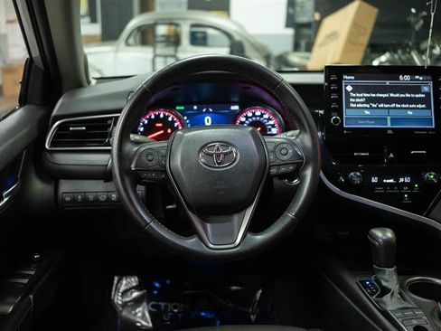 Used 2021 Toyota Camry XSE w/ Navigation Package image 18