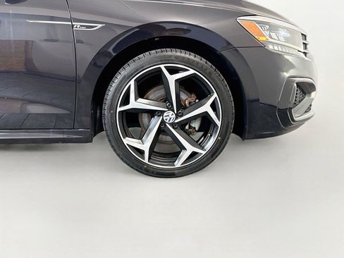 Used 2021 Volkswagen Passat 2.0T R-Line FWD image 38