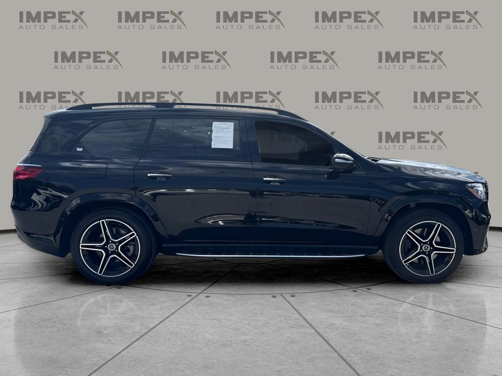 Used 2025 Mercedes-Benz GLS 450 4MATIC image 6