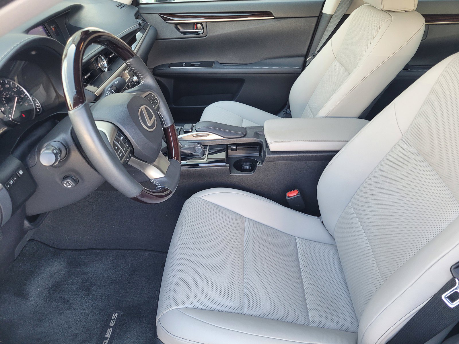 Used 2017 Lexus ES 350 w/ Navigation System Package FWD image 21