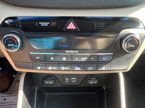 Used 2017 Hyundai Tucson Limited FWD image 12