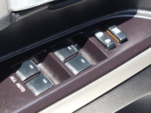 Used 2018 Toyota Land Cruiser AWD/4WD image 19