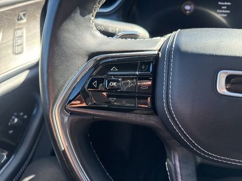 Used 2022 Jeep Grand Cherokee L Overland w/ Luxury Tech Group IV image 27