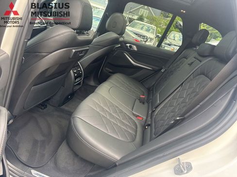 Used 2023 BMW X5 xDrive40i w/ M Sport Package AWD/4WD image 36