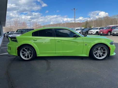 Used 2023 Dodge Charger Scat Pack RWD image 4