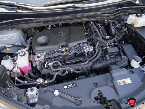 Used 2025 Toyota Sienna XSE FWD image 41