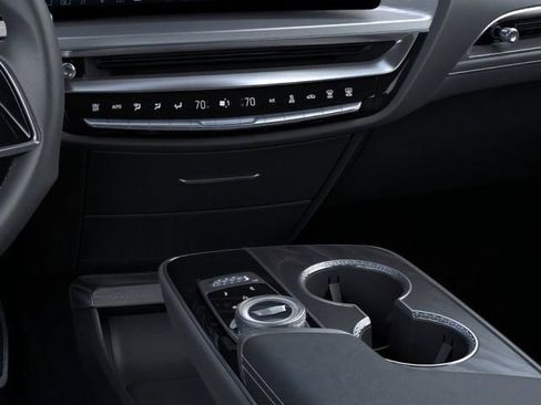 New 2026 Cadillac Lyriq V image 23