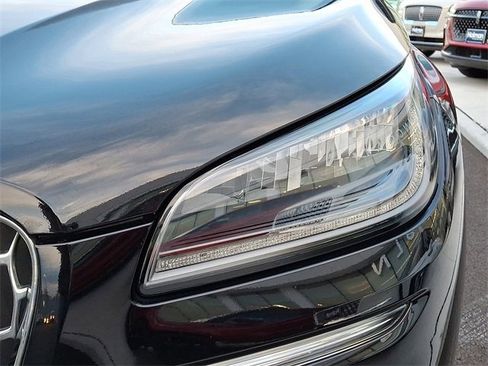 Used 2022 Lincoln Corsair AWD w/ Premium Package image 9