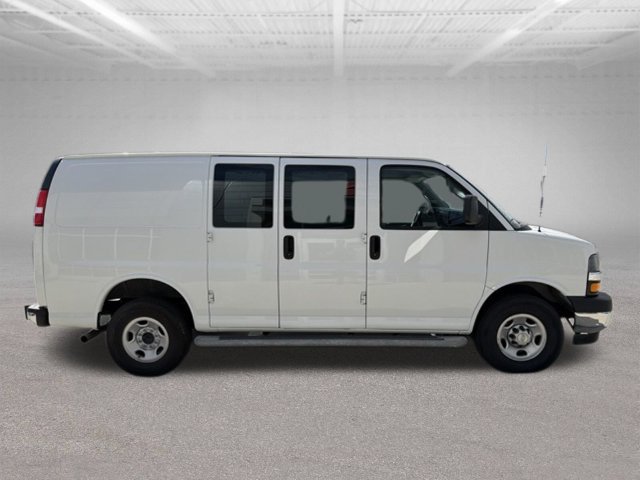 Used 2022 Chevrolet Express 2500 RWD image 5