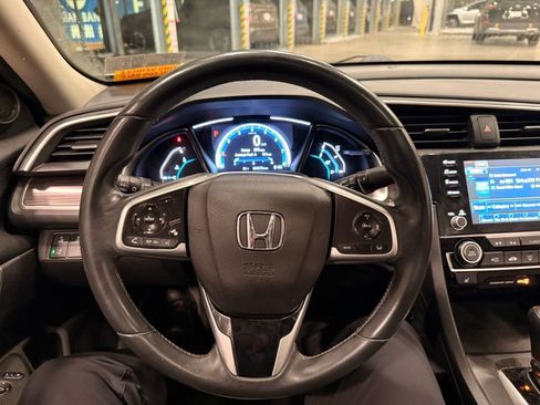 Used 2019 Honda Civic EX image 12