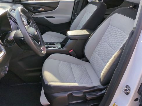 Certified 2021 Chevrolet Equinox LS image 19