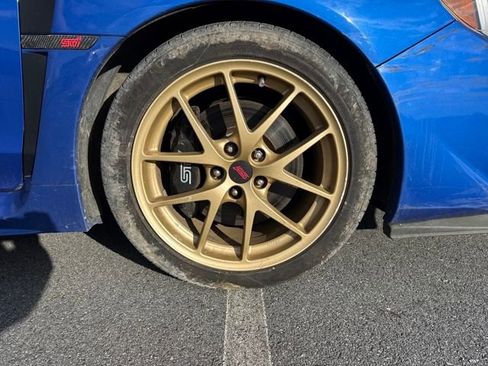 Used 2015 Subaru WRX STI Launch Edition image 11