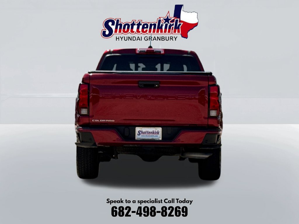 Used 2025 Chevrolet Colorado LT RWD image 7