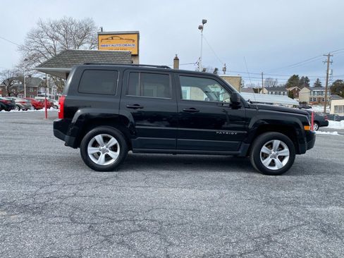 Used 2014 Jeep Patriot Sport w/ Power Value Group image 6