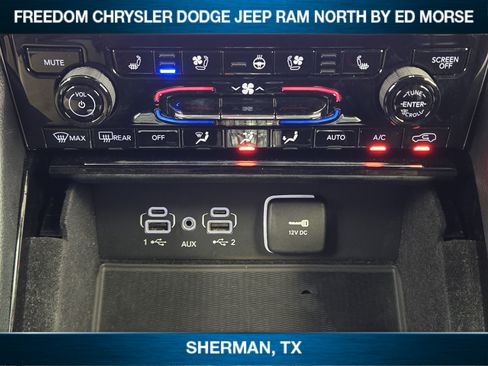 Used 2022 Jeep Grand Cherokee L Summit w/ Advanced Protech Group IV AWD/4WD image 13