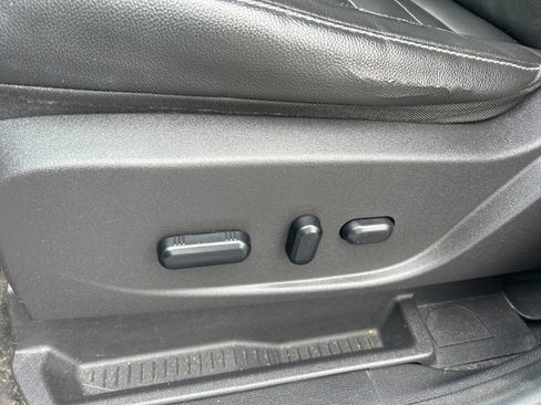 Used 2013 Ford Escape SEL w/ Class II Trailer Tow Pkg image 9