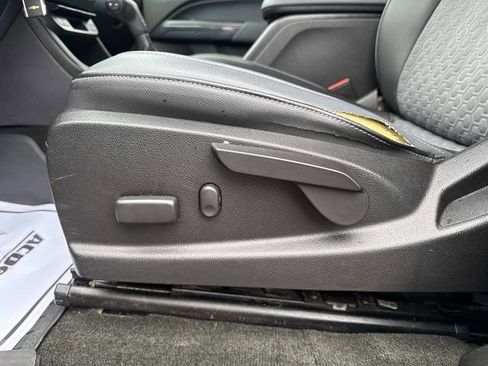 Used 2016 Chevrolet Colorado Z71 w/ Z71 Midnight Edition image 25