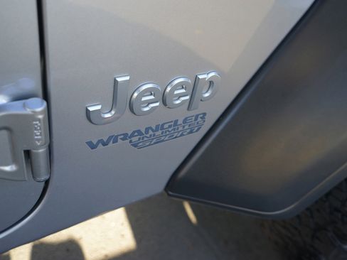 Used 2019 Jeep Wrangler Unlimited Sport AWD/4WD image 22