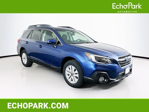 Used 2019 Subaru Outback 2.5i Premium AWD/4WD image 1
