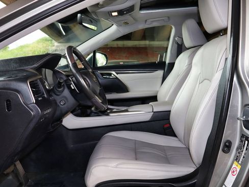 Used 2020 Lexus RX 350 AWD w/ Luxury Package image 18