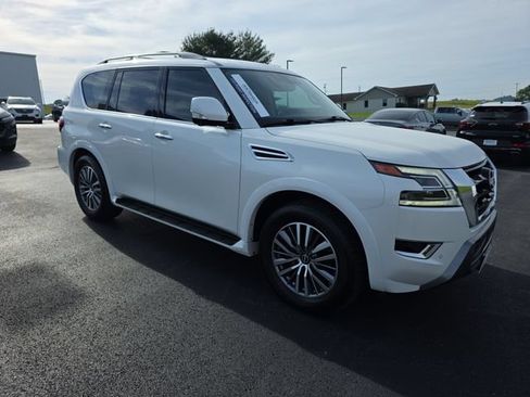 Certified 2023 Nissan Armada SL w/ Cargo Package AWD/4WD image 3