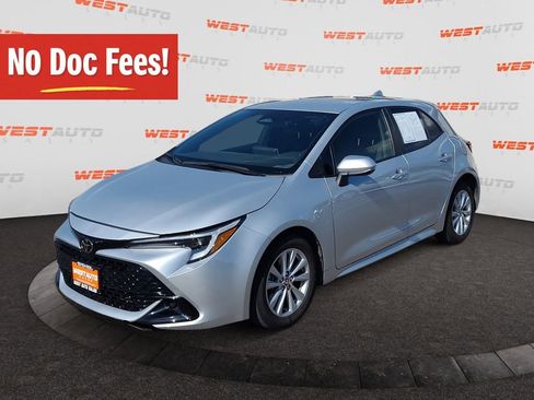 Used 2023 Toyota Corolla SE FWD image 1