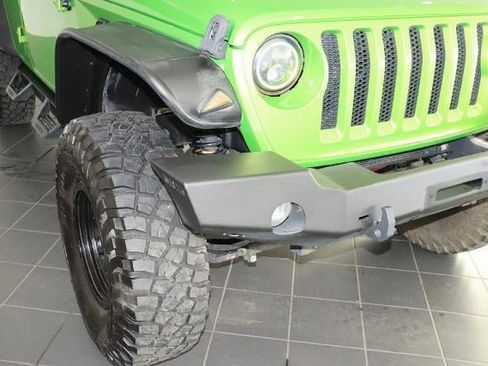 Used 2019 Jeep Wrangler Unlimited Sport S image 16