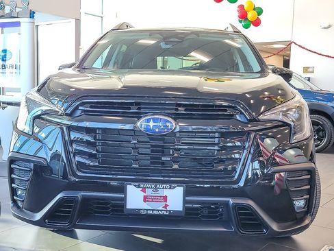 Certified 2025 Subaru Ascent Onyx Edition w/ Popular Package #2 image 4