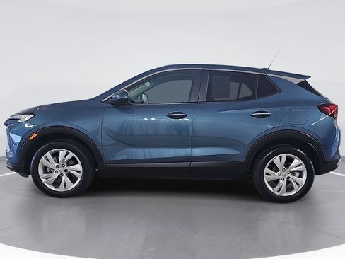 Used 2024 Buick Encore GX Preferred w/ Comfort Package AWD/4WD image 7