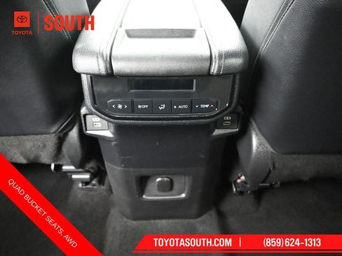 Used 2025 Toyota Grand Highlander AWD image 26