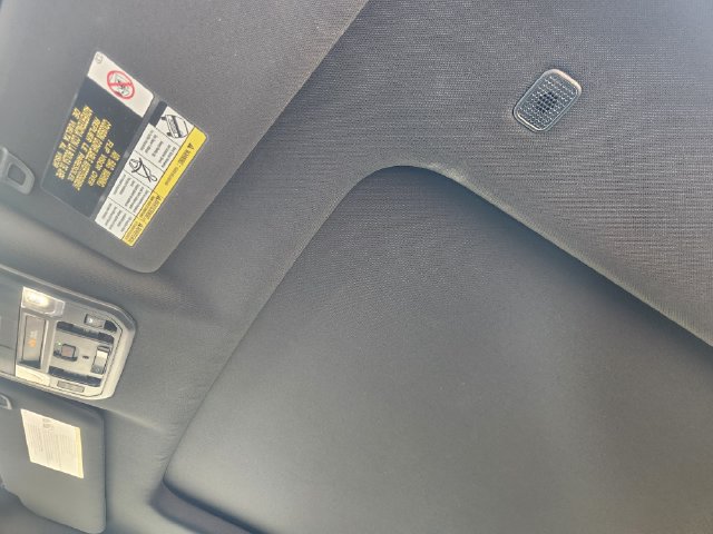 Used 2025 Toyota Tundra Platinum AWD/4WD image 26