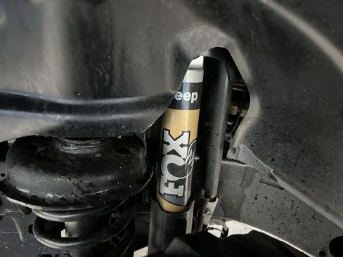 Certified 2021 Jeep Wrangler Unlimited Rubicon w/ Trailer Tow Package image 39