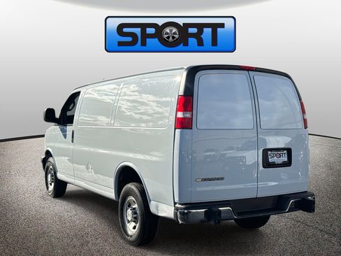 Used 2023 Chevrolet Express 2500 w/ Driver Convenience Package image 22