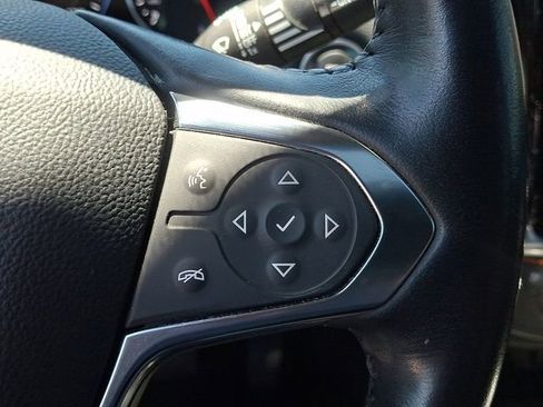 Used 2022 Chevrolet Traverse High Country FWD image 20