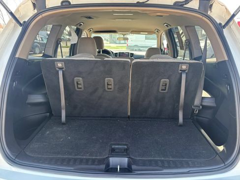 Used 2016 Honda Pilot EX image 11