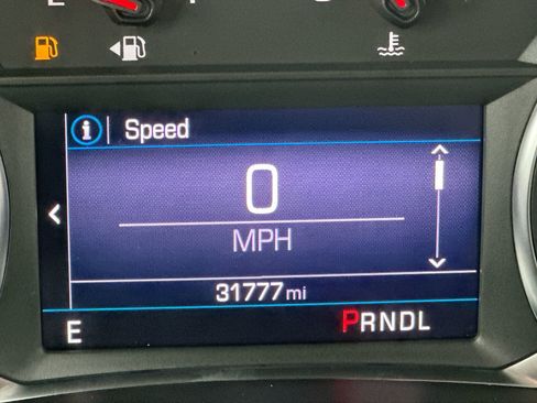 Used 2023 Chevrolet Equinox LT image 15